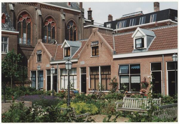 Hofje Floris van Dam